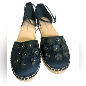 Isaac Mizrahi Live Immittie Loafers, Black Floral Detail, Women’s Sz 9.5